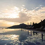 Dionysos Hotel Turunc
