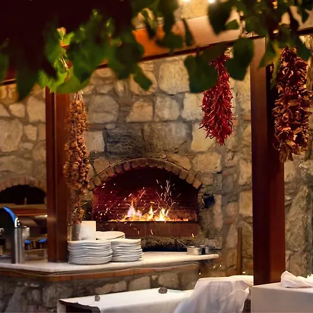 Dionysos Village Marmaris トゥルンチュ