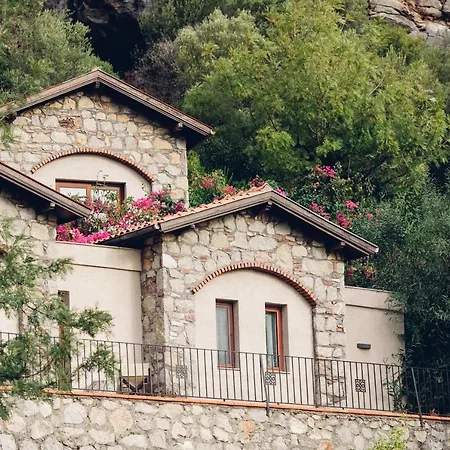מלון Dionysos Village Marmaris 3*